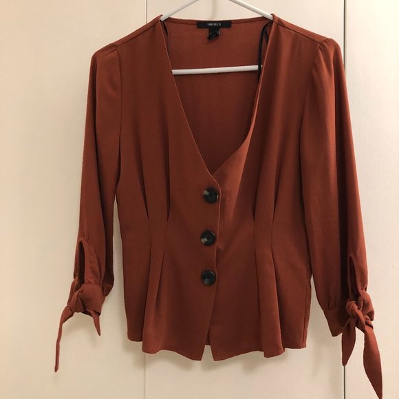*3 for $20* forever 21 top - Picture 1 of 3